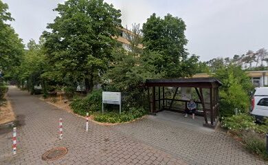Pflegeheim Altenwohn- und Pflegeheim Haus Waldeck