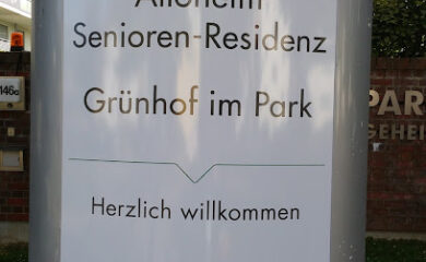 Pflegeheim Seniorenzentrum "Grünhof im Park"