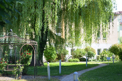 Seniorenheim Alten- und Pflegeheim St. Klara mit Tagespflegen