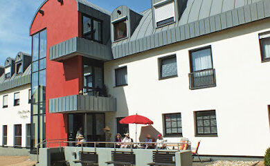 Altenheime in Ensdorf - Umfassende Liste der besten Seniorenwohnangebote in Ensdorf 1 Seniorenheim Seniorenhaus St. Augustin